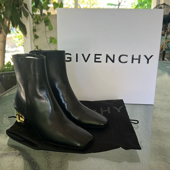 Givenchy G Cube Ankle Boots - Picture 5 of 14